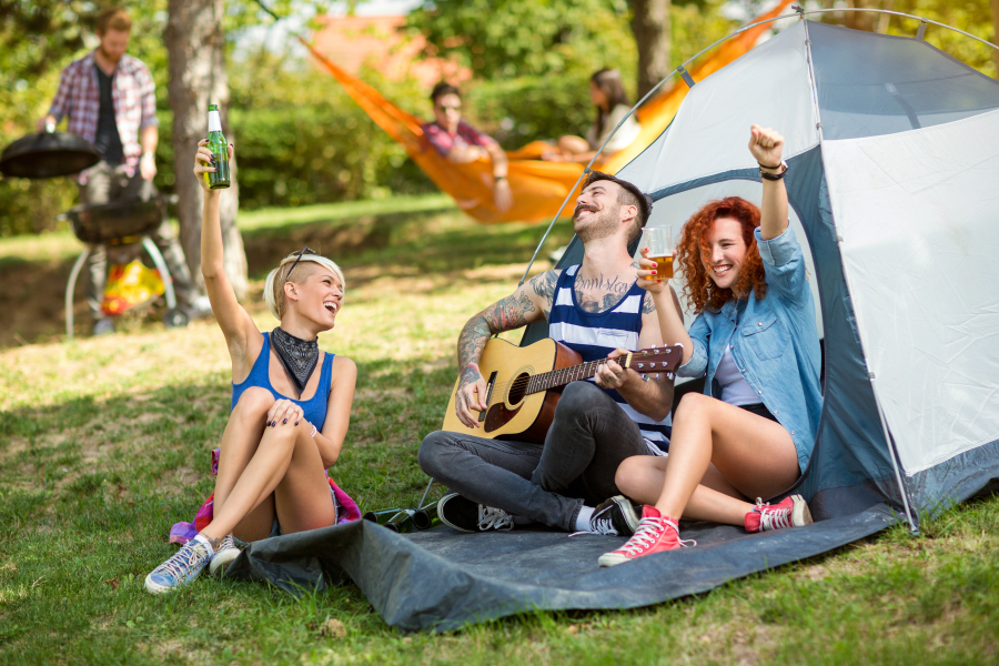 famille au camping ghisonaccia